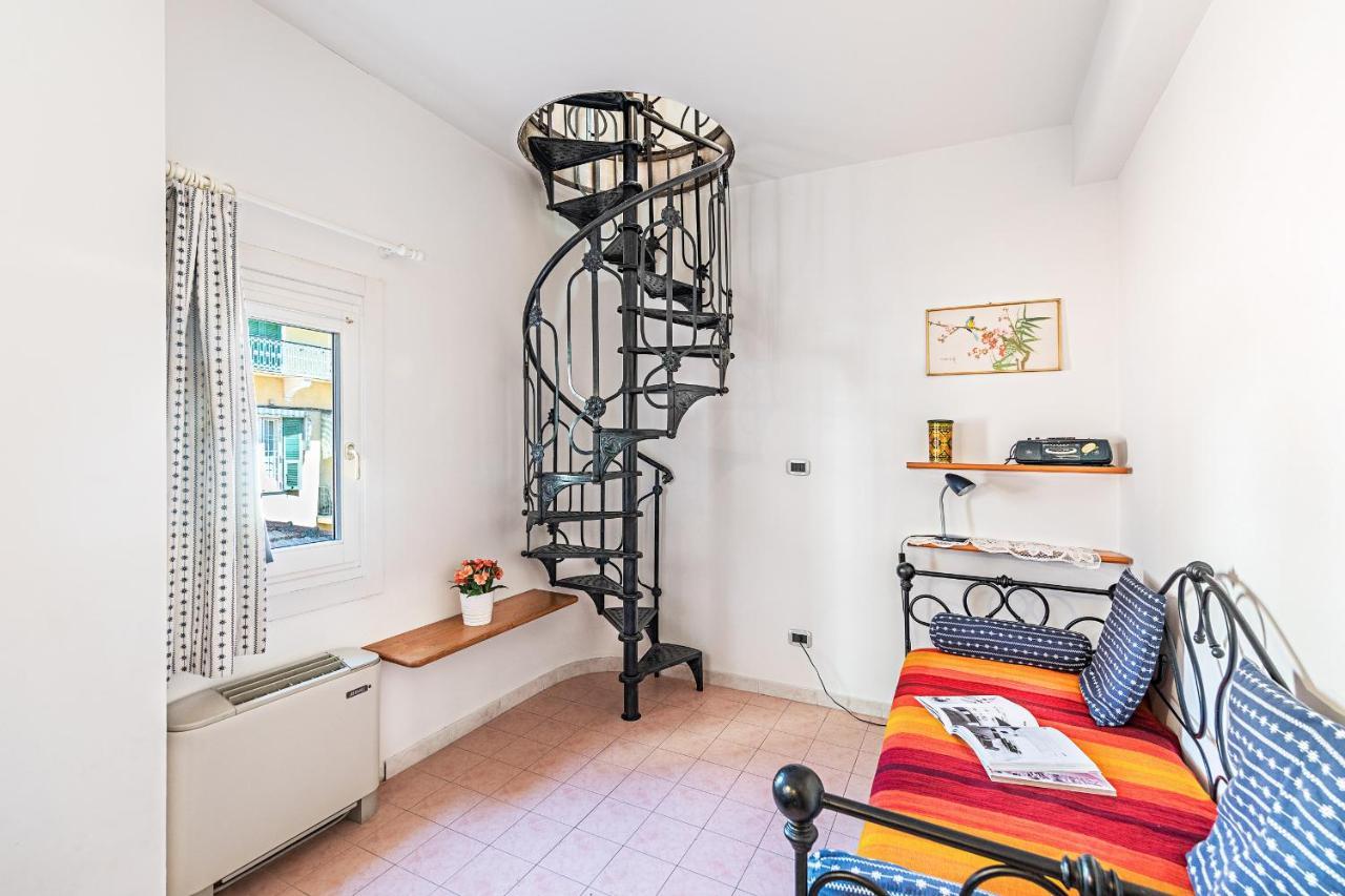 Gaudio Flat Near Ariston Theater By Wonderful Italy Apartment Sanremo Exterior photo